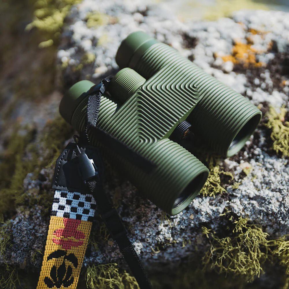 Bird Collective - Nocs Pro Issue 8x42 Binoculars - Canopy Green - 